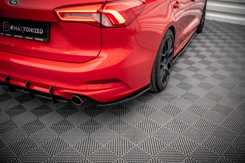 Maxton Heck Ansatz Flaps Diffusor V.5 Ford Focus Kombi ST Mk4 schwarz Hochglanz FO-FO-4-STLINE-ES-RSD5-G