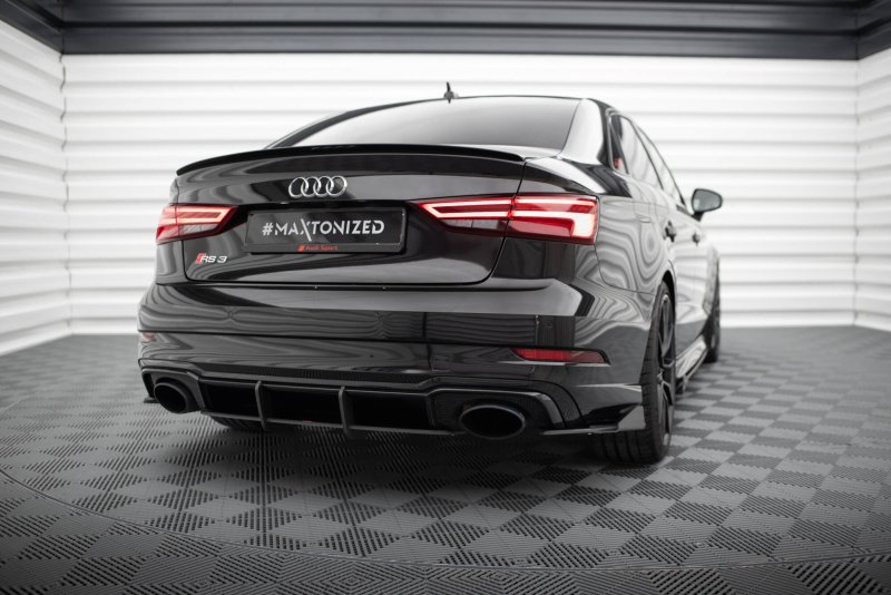 Maxton Hintere Seiten Flaps Audi RS3 Limousine 8V Facelift schwarz Hochglanz AURS38VFSCNC-RSF1-G