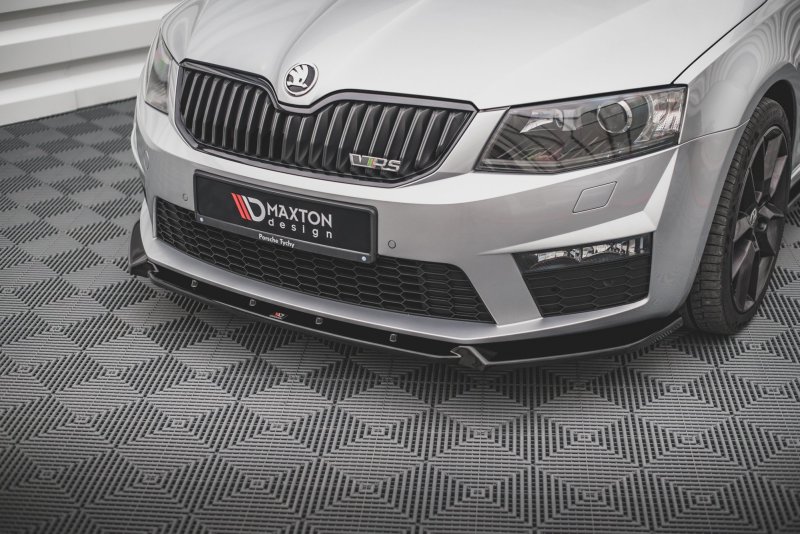 Maxton Front Ansatz V.3 für Skoda Octavia RS Mk3 schwarz Hochglanz SK-OC-3-RS-FD3-G