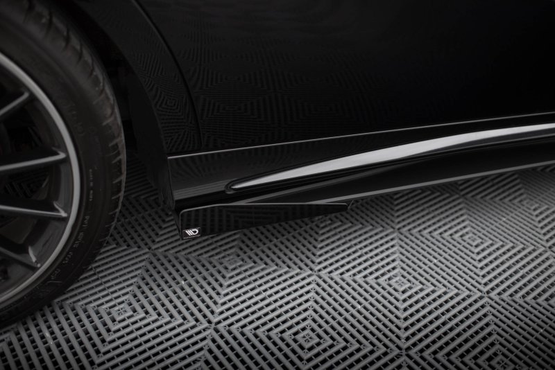 Maxton Side Flaps Mercedes-Benz A AMG-Line W176 Facelift schwarz Hochglanz MEA176FAMGLINECNC-SF1-G