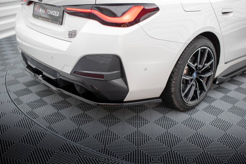 Maxton Mittlerer Diffusor Heck Ansatz DTM Look für V.1 BMW i4 M-Paket G26 schwarz Hochglanz BM-I4-G26-MPACK-RD1G+RD3-G