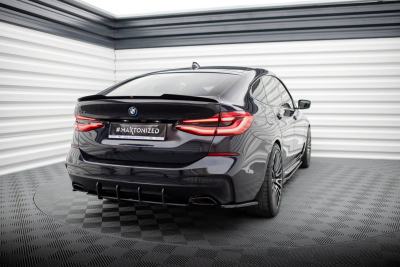Maxton Street Pro Heckschürze für BMW 6er GT M-Paket G32 BM632GTMPACKCNC-RS1BRB