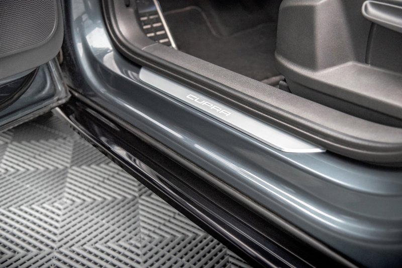 Maxton Seitenschweller Ansatz für Cupra Ateca schwarz Hochglanz CU-AT-1-SD1-G
