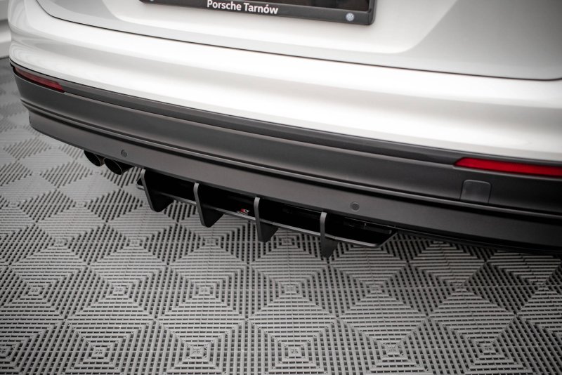Maxton Street Pro Heckschürze für Volkswagen Tiguan Mk2 VWTI2CNC-RS1BRB