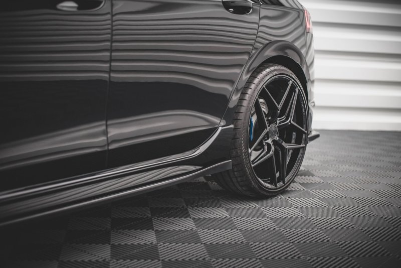 Maxton Seitenschweller Ansatz für V.2 für Volkswagen Golf R Mk8 schwarz Hochglanz VW-GO-8-R-SD2-G