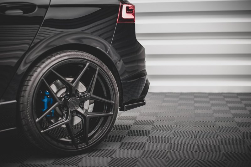 Maxton Heck Ansatz Flaps Diffusor V.2 für Volkswagen Golf R Mk8 schwarz Hochglanz VW-GO-8-R-RSD2-G