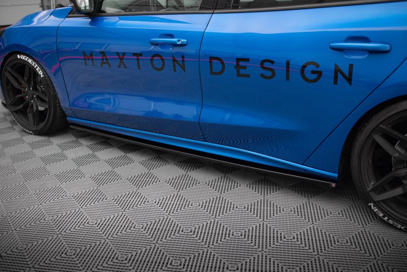Maxton Seitenschweller Ansatz V.2 Ford Focus ST / ST-Line Mk4 schwarz Hochglanz FO-FO-4-STLINE-SD2-G