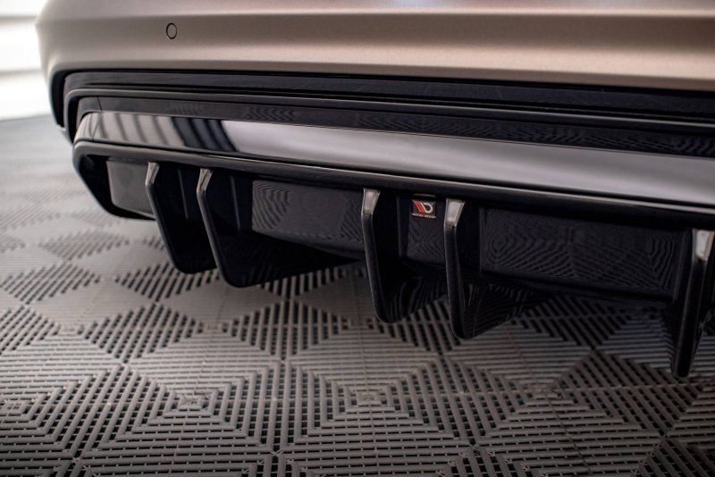 Maxton Diffusor Heck Ansatz für Audi e-Tron GT / RS GT Mk1 schwarz Hochglanz AU-ETRON-1-RS-RS1-G