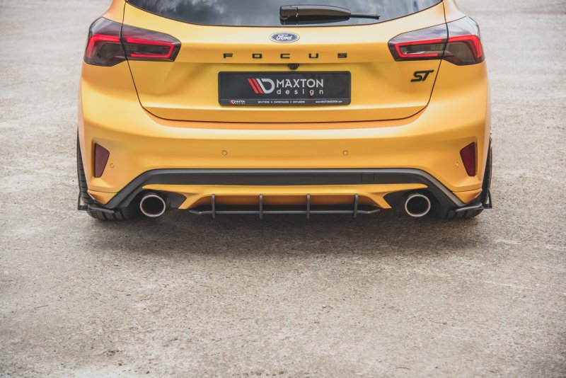 Maxton Racing Heck Ansatz Flaps Diffusor +Flaps für Ford Focus ST Mk4 schwarz Hochglanz FOFO4STCNC-RSD1B+RSF1-G