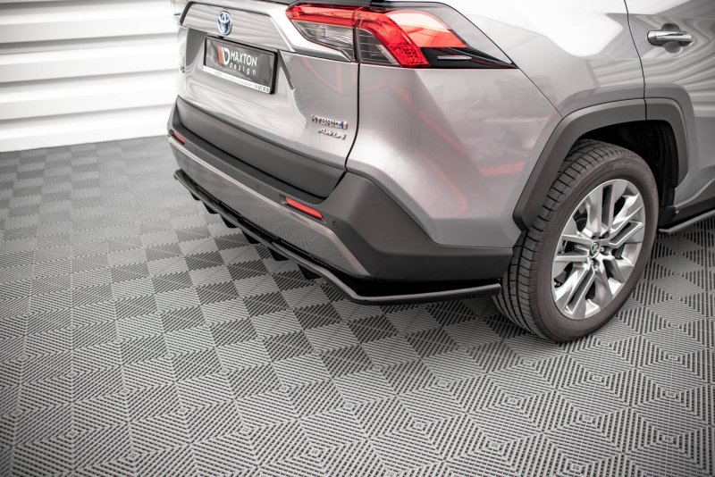 Maxton Mittlerer Diffusor Heck Ansatz DTM Look für Toyota RAV4 Mk5 schwarz Hochglanz TO-RAV4-5-RD1G+RD2-G