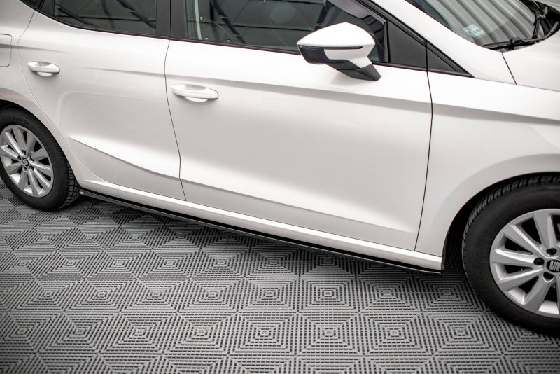Maxton Seitenschweller Ansatz für V.1 für Seat Ibiza FR/ Standard Mk5 schwarz Hochglanz SE-IB-5-SD1-G