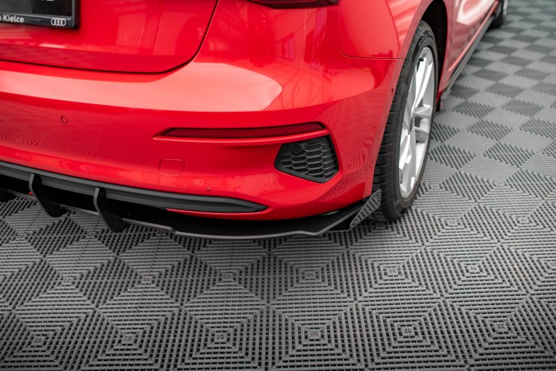 Maxton Robuste Racing Diffusor Heck Ansatz +Flaps für Audi A3 Sportback 8Y schwarz Hochglanz AUA38YCNC-RS1B+BRBI+RSF1-G