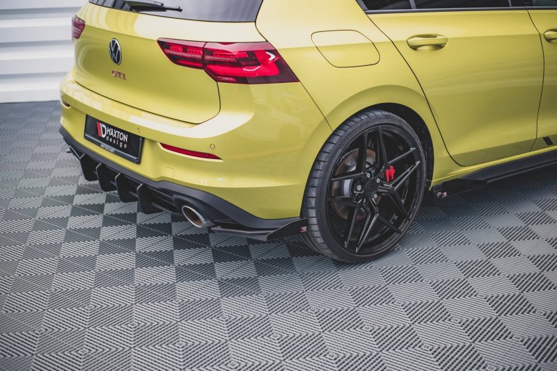 Maxton Hintere Seiten Flaps für Volkswagen Golf 8 GTI Clubsport schwarz Hochglanz VWGO8GTICSCNC-RSF1-G