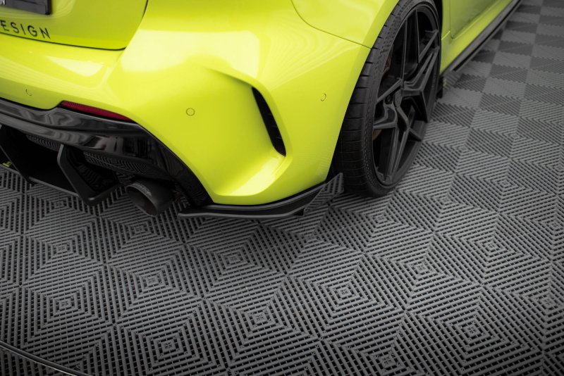 Maxton Street Pro Heck Ansatz Flaps Diffusor V.1 + Flaps V.1 BMW 1er F40 M-Paket / M135i schwarz Hochglanz BM140MPACKCNC-RSD1BRB+RSF1-G