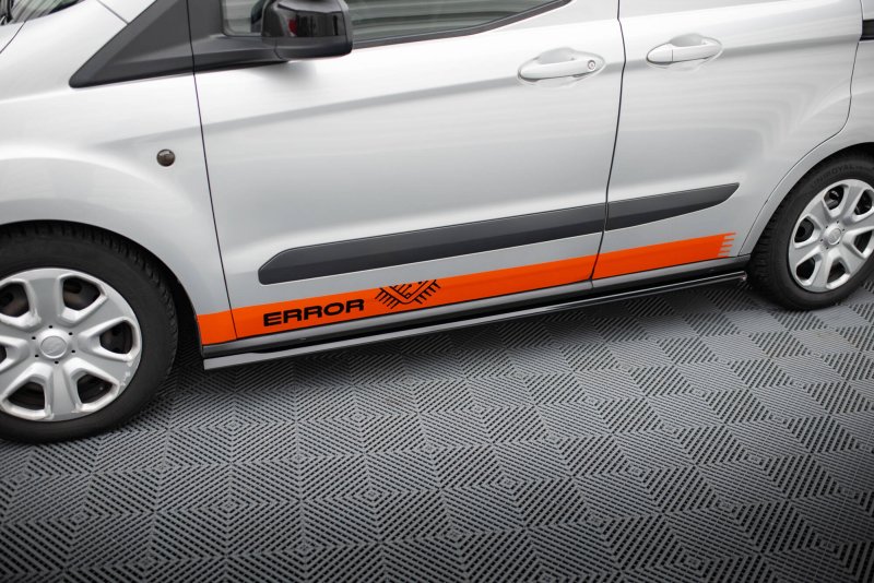 Maxton Seitenschweller Ansatz Ford Transit Courier Mk1 schwarz Hochglanz FO-TR-COU-1-SD1-G