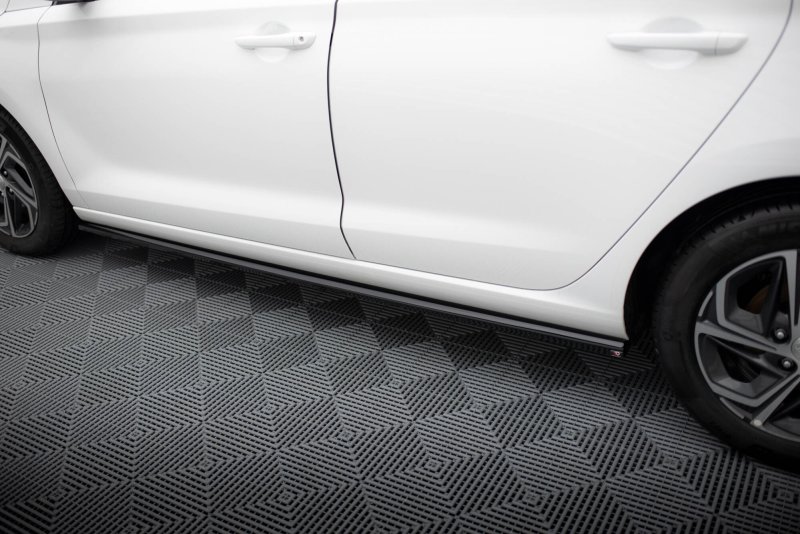 Maxton Seitenschweller Ansatz Hyundai I30 Mk3 Facelift schwarz Hochglanz HY-I30-3F-SD1-G