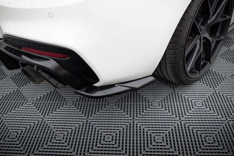 Maxton Heck Ansatz Flaps Diffusor V.5 (heckansatz v.3) BMW 1er M-Paket / M140i F20 Facelift schwarz Hochglanz BM-1-F20F-M-RSD5-G