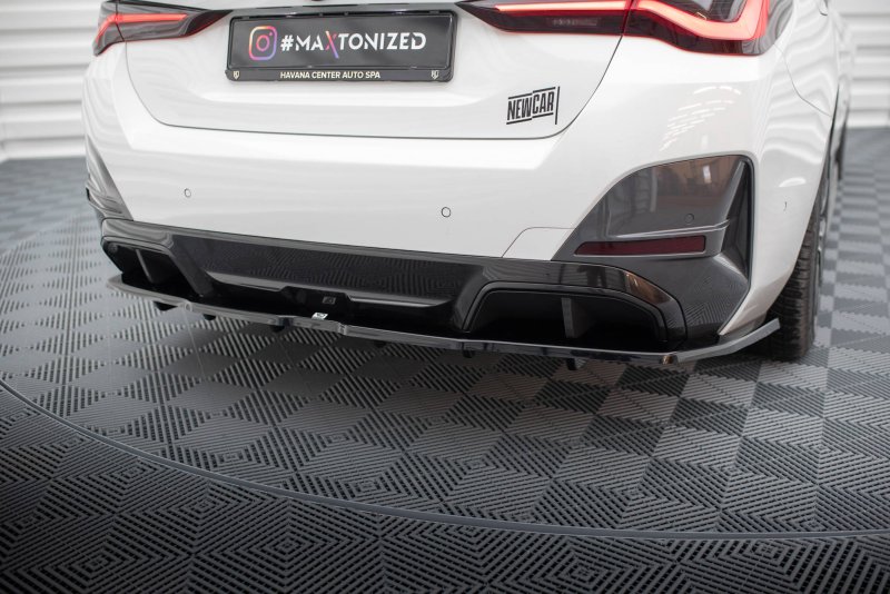 Maxton Mittlerer Diffusor Heck Ansatz DTM Look für V.1 BMW i4 M-Paket G26 schwarz Hochglanz BM-I4-G26-MPACK-RD1G+RD3-G