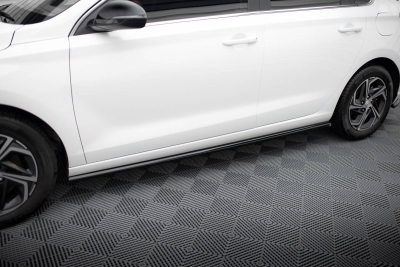 Maxton Seitenschweller Ansatz Hyundai I30 Mk3 Facelift schwarz Hochglanz HY-I30-3F-SD1-G