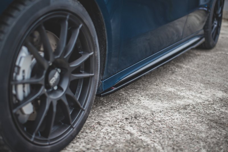 Maxton Seitenschweller Ansatz für V.1 für  Mercedes A35 AMG / AMG-Line W177  schwarz Hochglanz ME-A-177-35-SD1-G