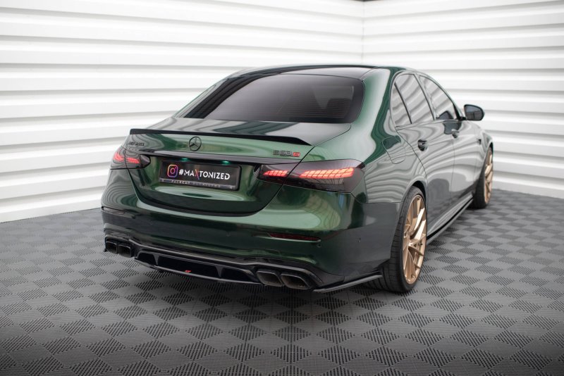 Maxton Mittlerer Cup Diffusor Heck Ansatz Mercedes-AMG E63 W213 Facelift schwarz Hochglanz ME-E-213F-63-RD1G+RD2-G