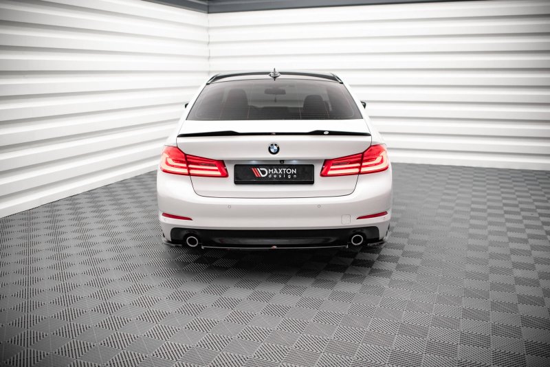 Maxton Mittlerer Diffusor Heck Ansatz für BMW 5er G30 schwarz Hochglanz BM-5-G30-RD1-G