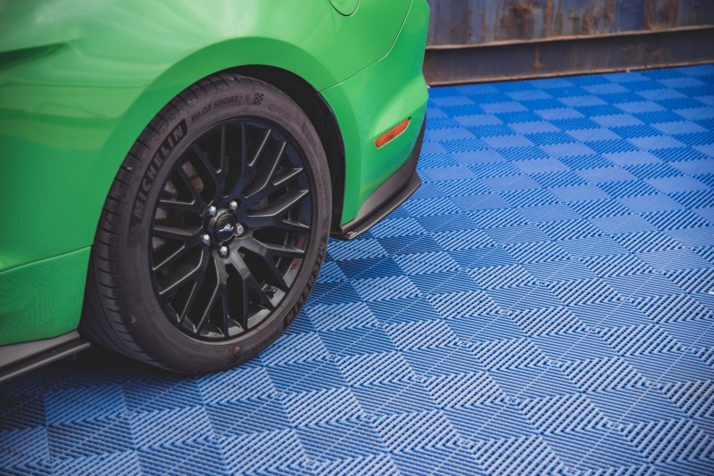 Maxton Street Pro Heck Ansatz Flaps Diffusor V.1 für Ford Mustang GT Mk6 Facelift FOMU6FGTCNC-RSD1BRB