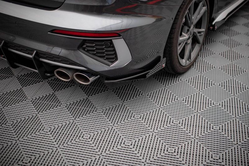 Maxton Street Pro Heck Ansatz Flaps Diffusor +Flaps für Audi S3 Limousine 8Y schwarz Hochglanz AUS38YSCNC-RSD1BRB+RSF1-G