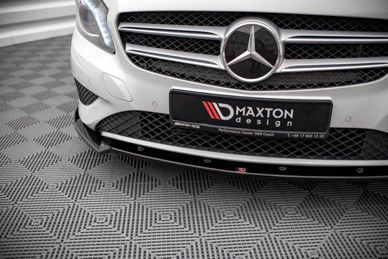Preview: Maxton Front Ansatz V.2 für Mercedes-Benz A W176 schwarz Hochglanz ME-A-176-FD2-G