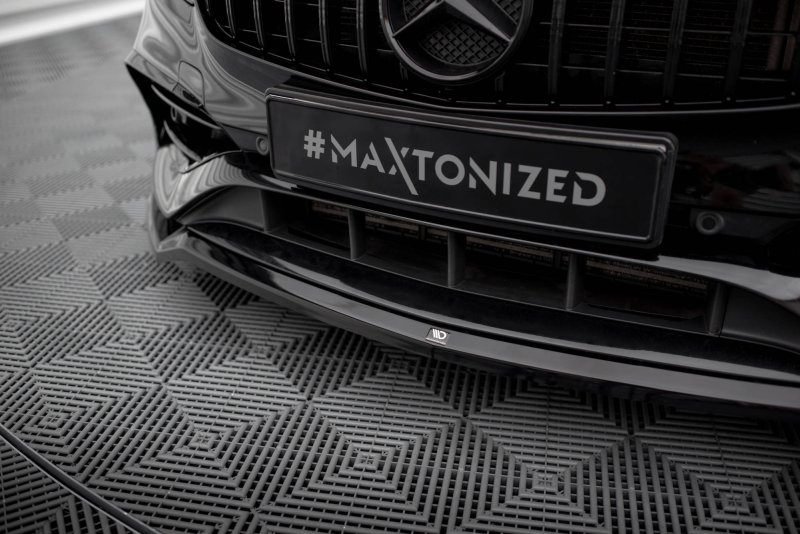 Maxton Front Ansatz V.1 Mercedes-Benz A AMG-Line W176 Facelift schwarz Hochglanz ME-A-176F-AMGLINE-FD1-G