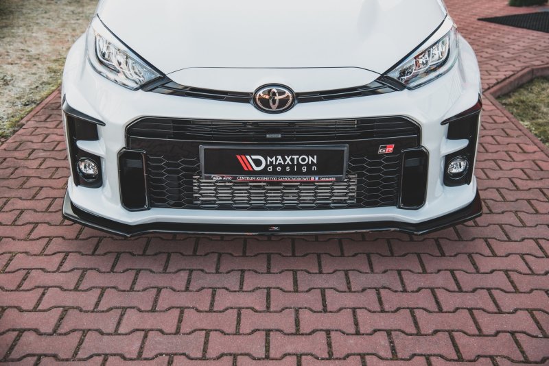 Maxton Front Ansatz V.1 für Toyota GR Yaris Mk4 schwarz Hochglanz TO-YA-4-GR4-FD1-G