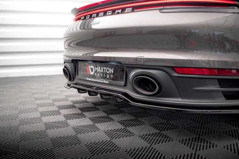 Maxton Mittlerer Diffusor Heck Ansatz DTM Look für Porsche 911 Carrera 4S 992 schwarz Hochglanz PO-911-992-CA-4S-RD1G+RD2-G