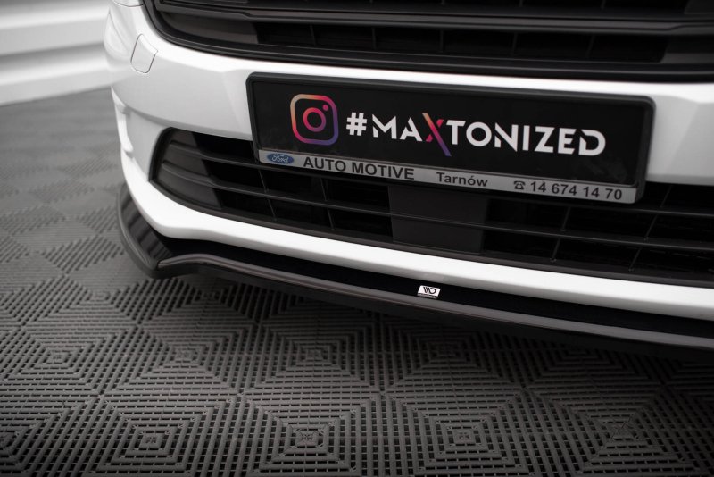 Preview: Maxton Front Ansatz V.1 Ford Transit Connect Mk2 Facelift schwarz Hochglanz FO-TR-CON-3-FD1-G