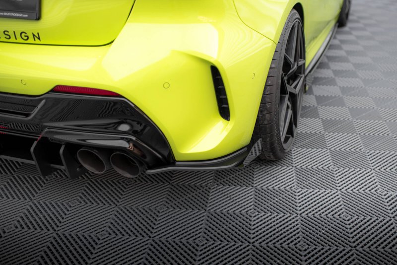 Maxton Street Pro Heck Ansatz Flaps Diffusor V.2 + Flaps V.2 BMW 1er F40 M-Paket / M135i schwarz Hochglanz BM140MPACKCNC-RSD2BRB+RSF2-G