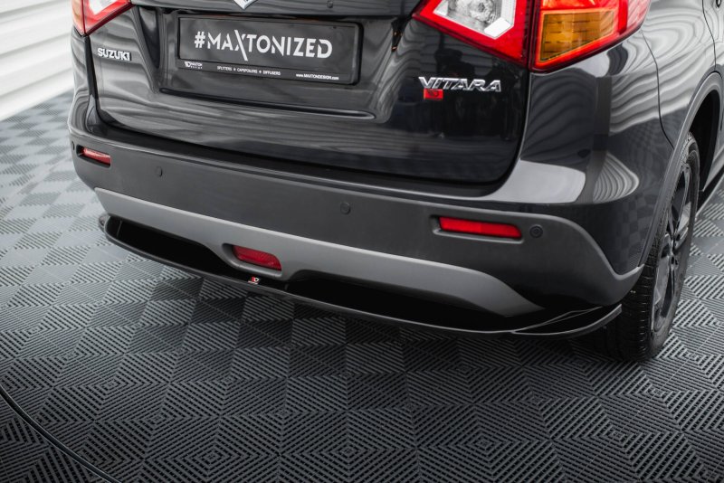 Maxton Mittlerer Cup Diffusor Heck Ansatz Suzuki Vitara S Mk2 schwarz Hochglanz SZ-VI-3-S-RD1-G