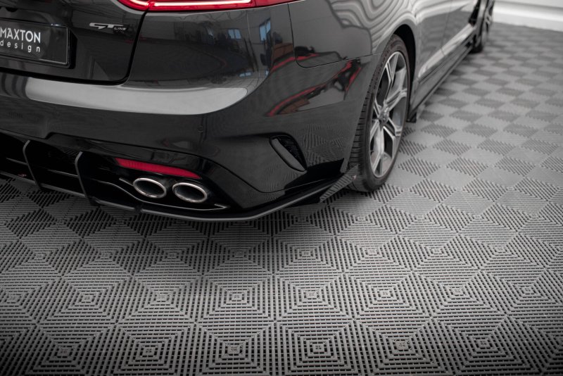 Maxton Street Pro Heck Ansatz Flaps Diffusor + Flaps Kia Stinger GT / GT-Line Mk1 schwarz Hochglanz KIST1GTLINECNC-RSD1B+RSF1-G