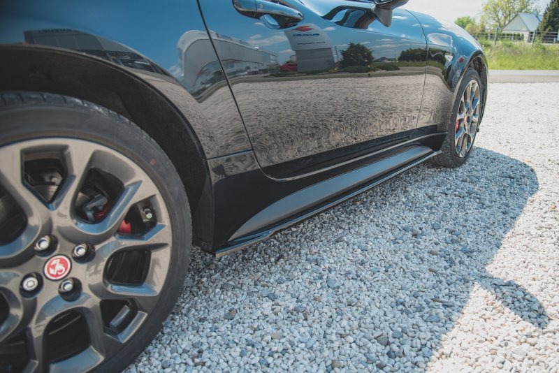 Maxton Seitenschweller Ansatz für Fiat 124 Spider Abarth schwarz Hochglanz FI-124-1-AB-SD2-G
