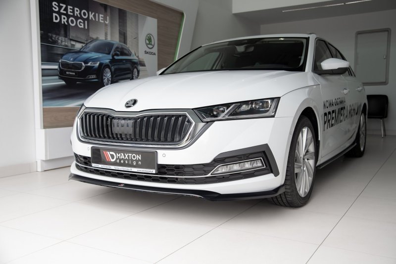 Maxton Front Ansatz V.2 für Skoda Octavia Mk4 schwarz Hochglanz SK-OC-4-FD2-G