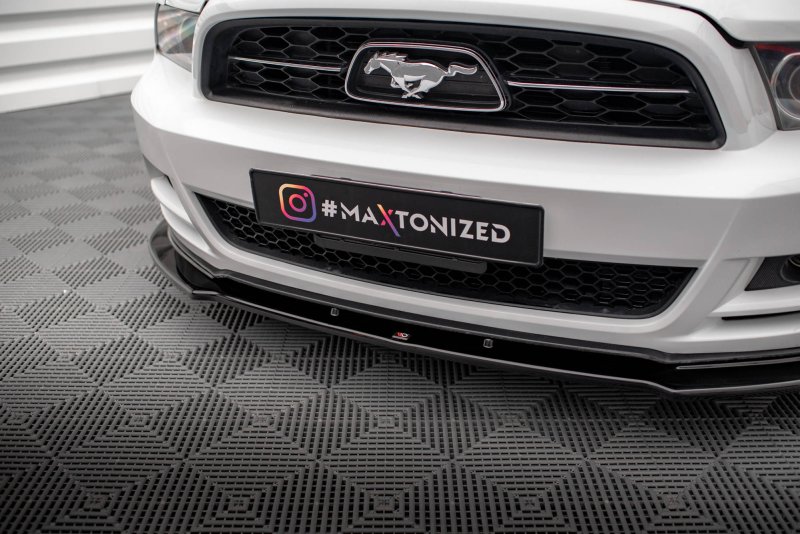Maxton Front Ansatz für Ford Mustang Mk5 Facelift schwarz Hochglanz FO-MU-5-FD1-G