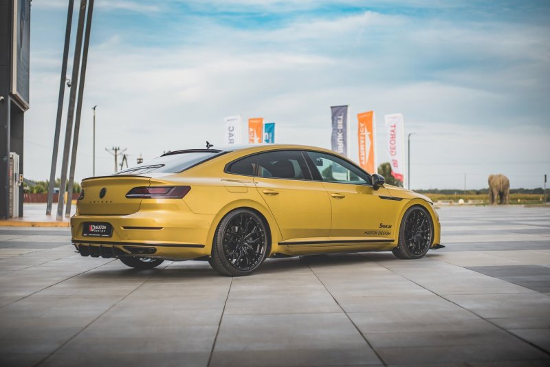 Maxton Hintere Seiten Flaps für Volkswagen Arteon R-Line schwarz Hochglanz VWAR1RLINECNC-RSF1-G