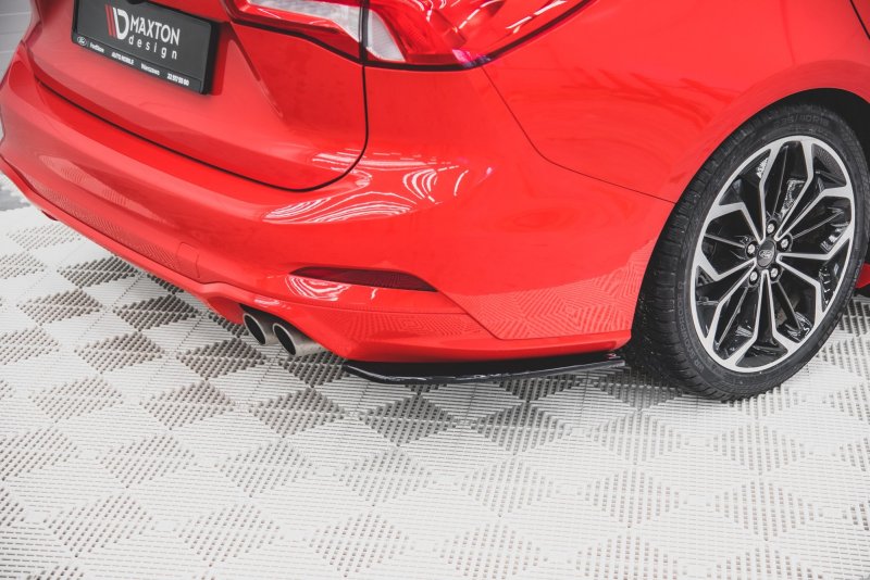 Maxton Heck Ansatz Flaps Diffusor V.1 für Ford Focus ST-Line Kombi Mk4 schwarz Hochglanz FO-FO-4-STLINE-ES-RSD1-G