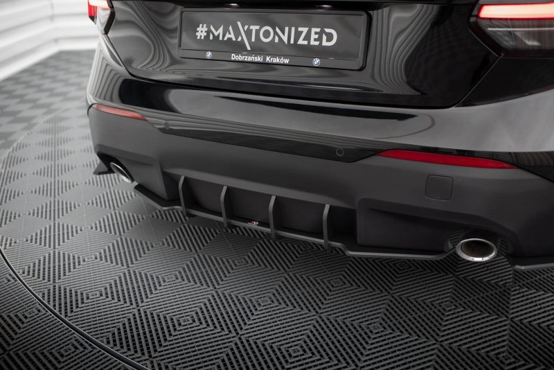 Maxton Street Pro Heckschürze BMW 2 Coupe G42 BM2G42CNC-RS1BRB