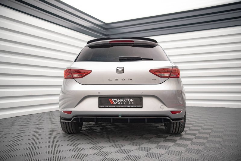 Maxton Mittlerer Diffusor Heck Ansatz DTM Look für Seat Leon Hatchback Mk3 schwarz Hochglanz SE-LE-3-RD1G+RD2-G