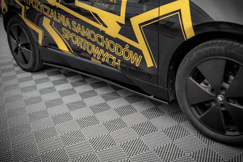 Maxton Seitenschweller Ansatz für BMW i3 Mk1 Facelift schwarz Hochglanz BM-I3-1-SD1-G