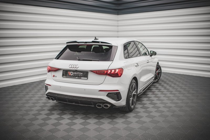 Maxton Spoiler CAP V.2 für Audi S3 / A3 S-Line Sportback 8Y schwarz Hochglanz AU-A3-8Y-SLINE-CAP2-G