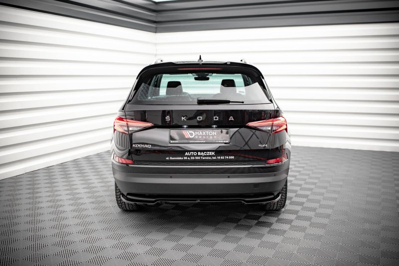 Maxton Mittlerer Diffusor Heck Ansatz für Skoda Kodiaq Mk1 Facelift schwarz Hochglanz SK-KO-1F-RD1-G