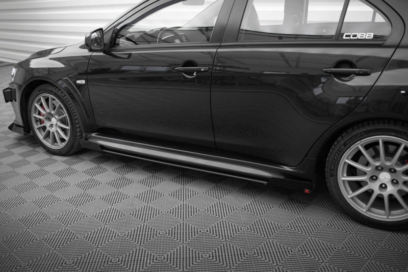 Preview: Maxton Street Pro Seitenschweller Ansatz + Flaps Mitsubishi Lancer EVO X schwarz Hochglanz MILA10EVOCNC-SD2B+SF1-G