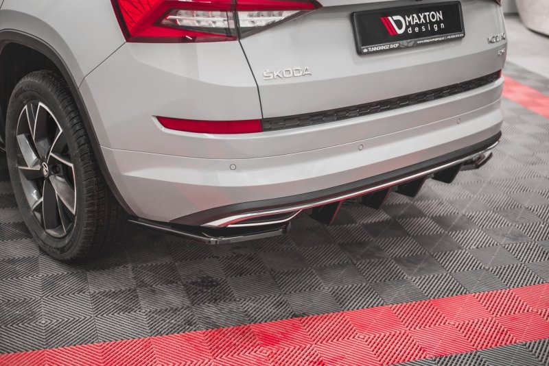 Maxton Diffusor Heck Ansatz für Skoda Kodiaq Mk1 Sportline schwarz Hochglanz SK-KO-1-SL-RS1G+RS1R-G