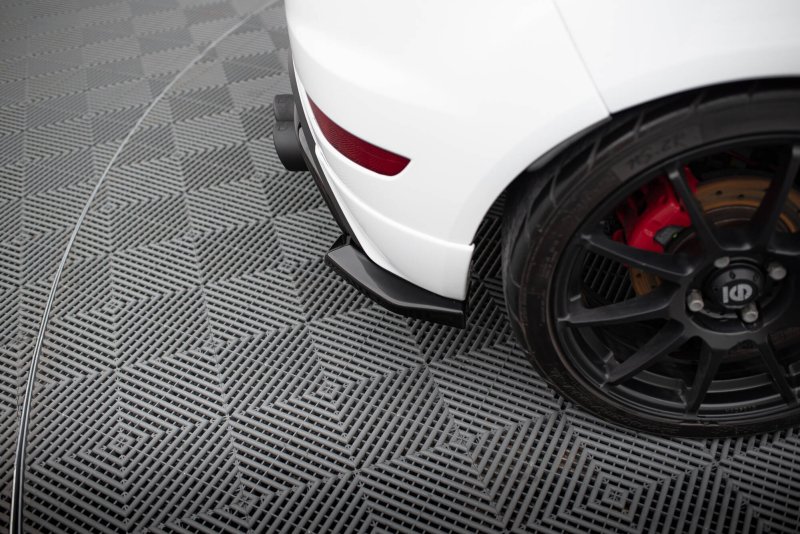 Maxton Heck Ansatz Flaps Diffusor V.3 Ford Fiesta ST Mk7 Facelift schwarz Hochglanz FO-FI-7F-ST-RSD3-G