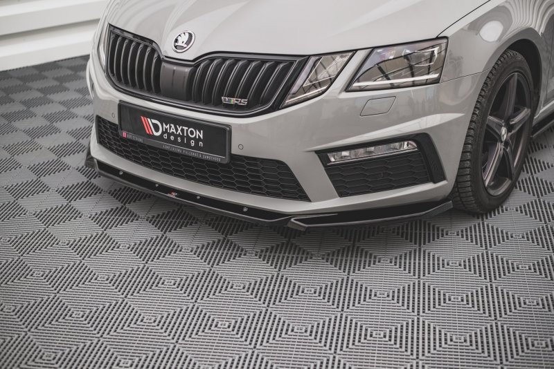 Maxton Front Ansatz V.3 für Skoda Octavia RS Mk3 Facelift schwarz Hochglanz SK-OC-3F-RS-FD3-G